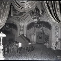 MO-Saint Louis-Ambassador Mezzanine Music Room